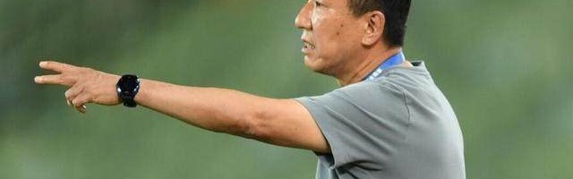 乐鱼网页版-解析崔康熙为何黯然离开？主动担责放弃一年半工资